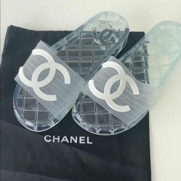 chanel pool slides price